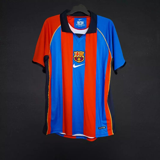 F.C BARCELONA 01/02