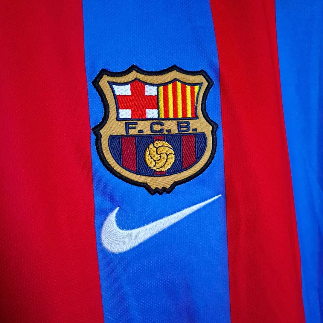 F.C BARCELONA 01/02