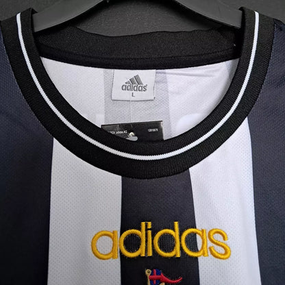 NEWCASTLE UNITED 97/98